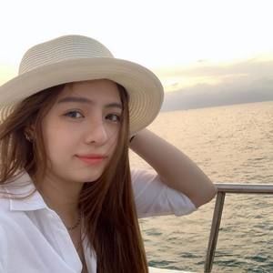 Meet your Posher, Ngọc